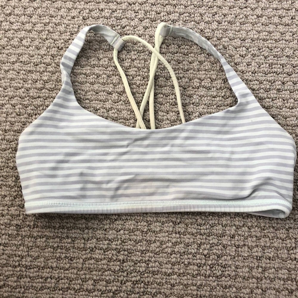 Lululemon free to be bra size 8